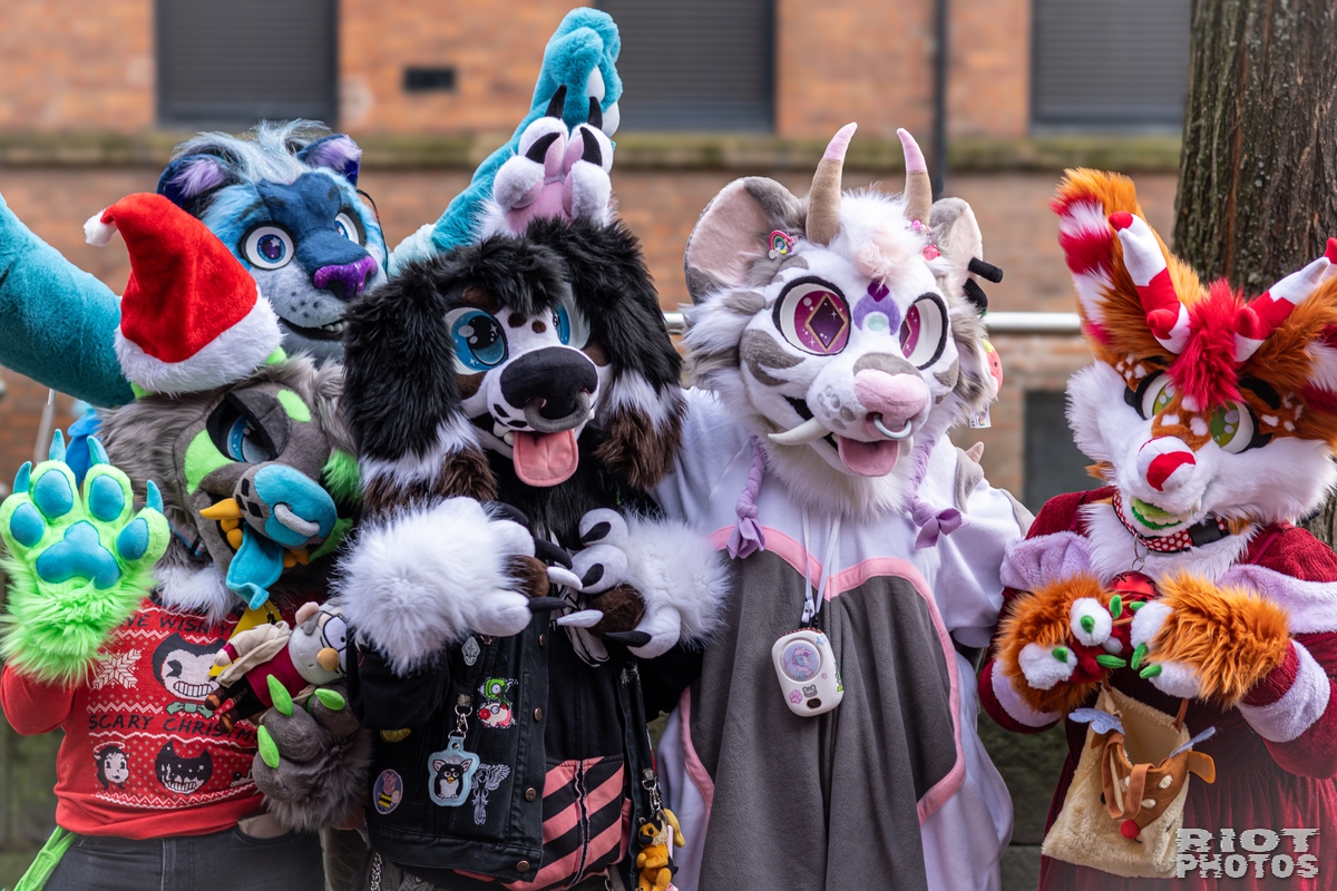 2024-12-15 MancFurs-202412-038.jpg