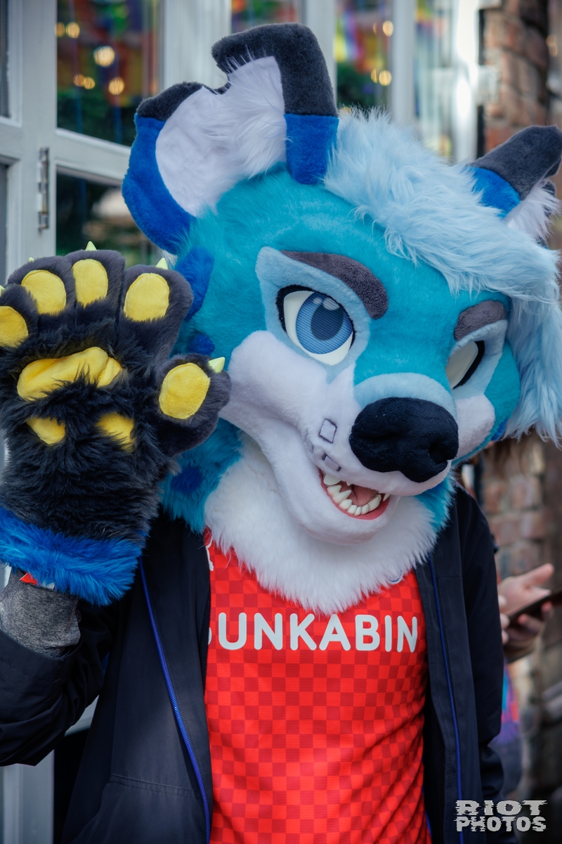 2025-09-13 MancFurs-202509-004.jpg
