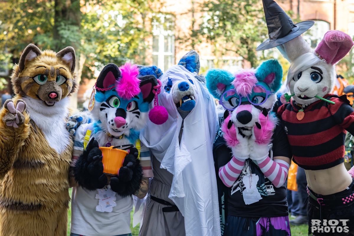 2025-10-11 MancFurs-202510-085.jpg