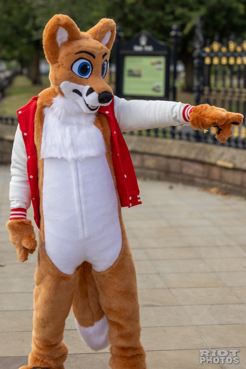 2025-08-31 WarringtonFurs-008.jpg