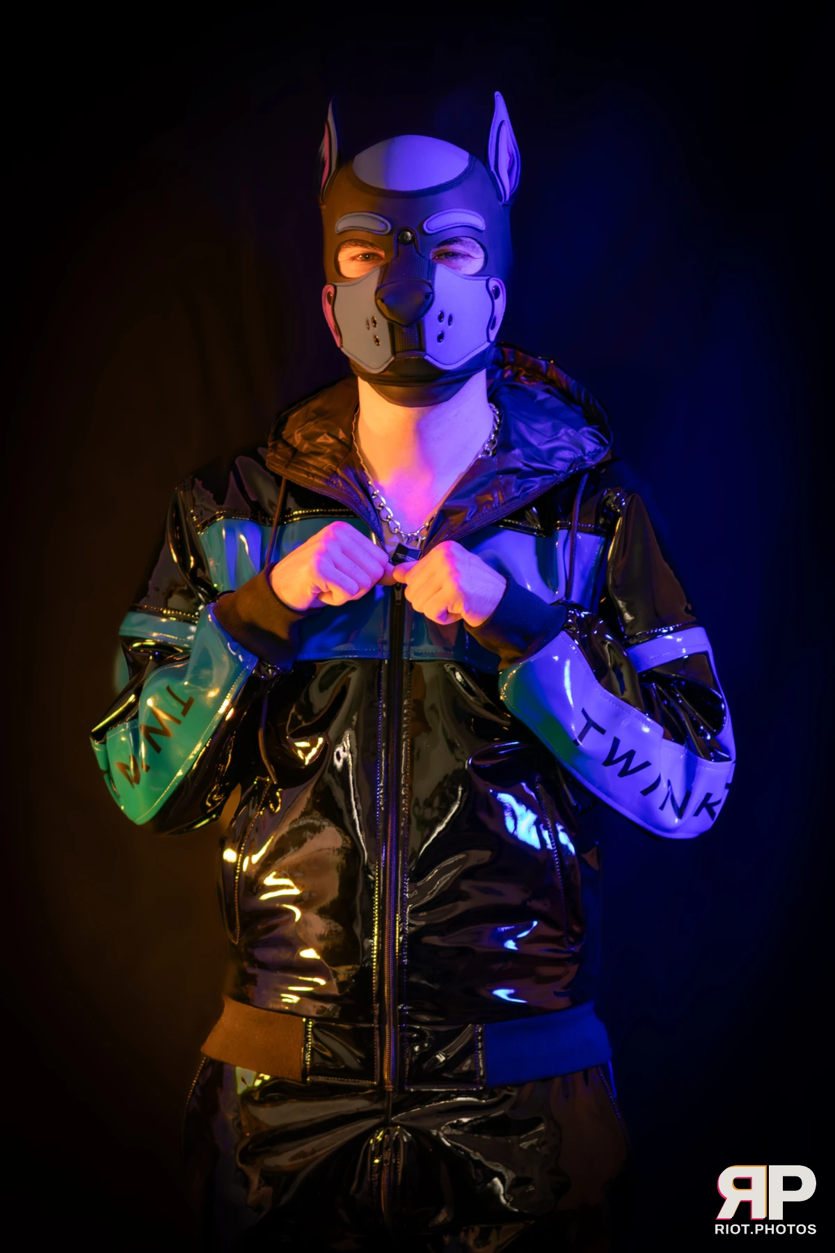 Alex Apollo — furry & pup photography by Fluffy Riot — photo 42