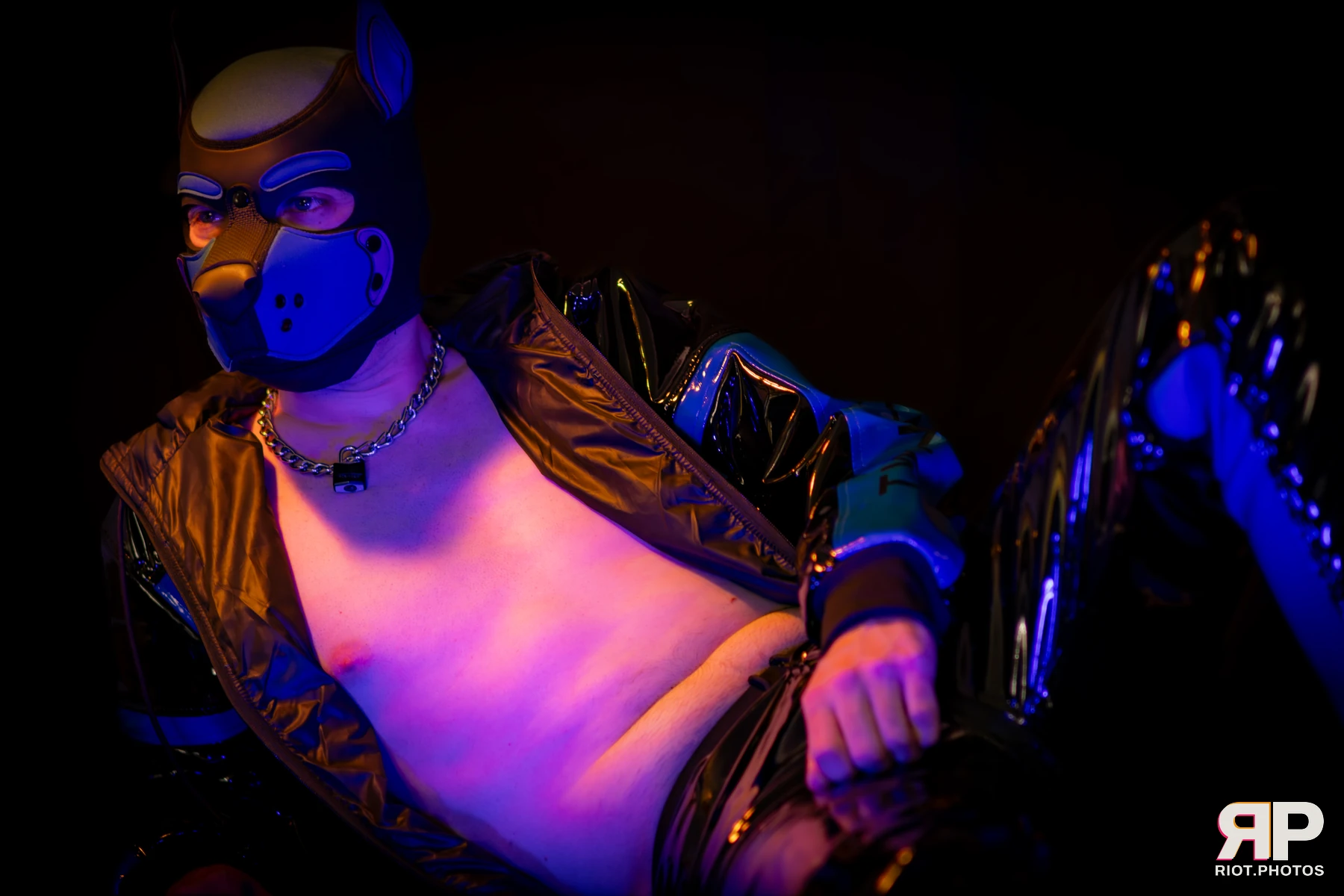 Alex Apollo — furry & pup photography by Fluffy Riot — photo 57