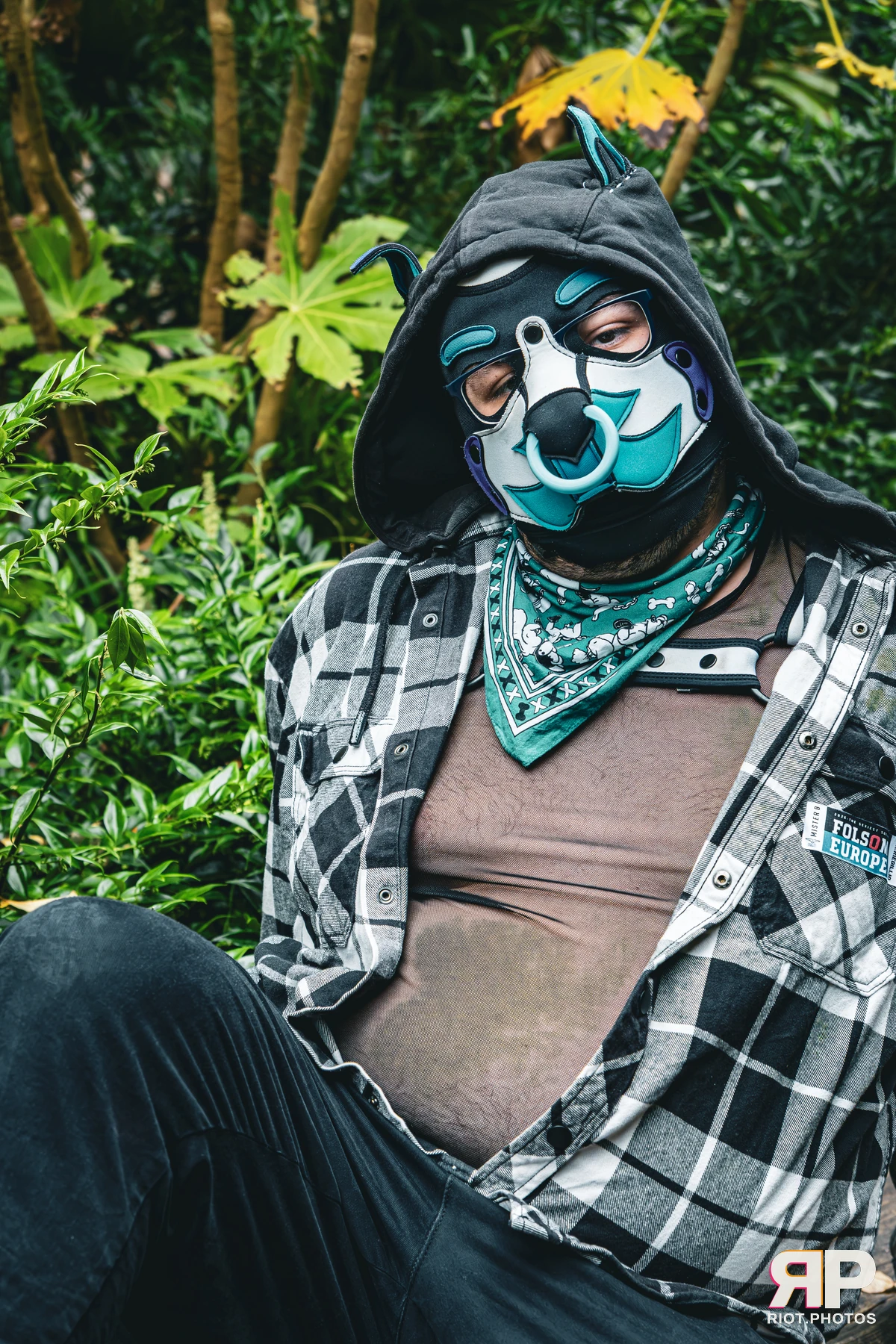 Apollo - furry & pup photography by Fluffy Riot - photo 6