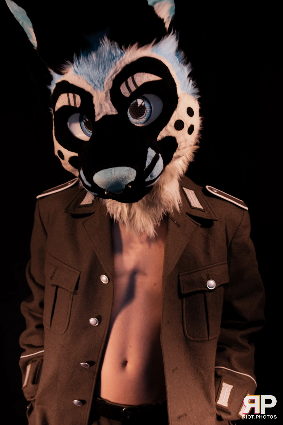 Hagen Hyena — furry & pup photography by Fluffy Riot — photo 43