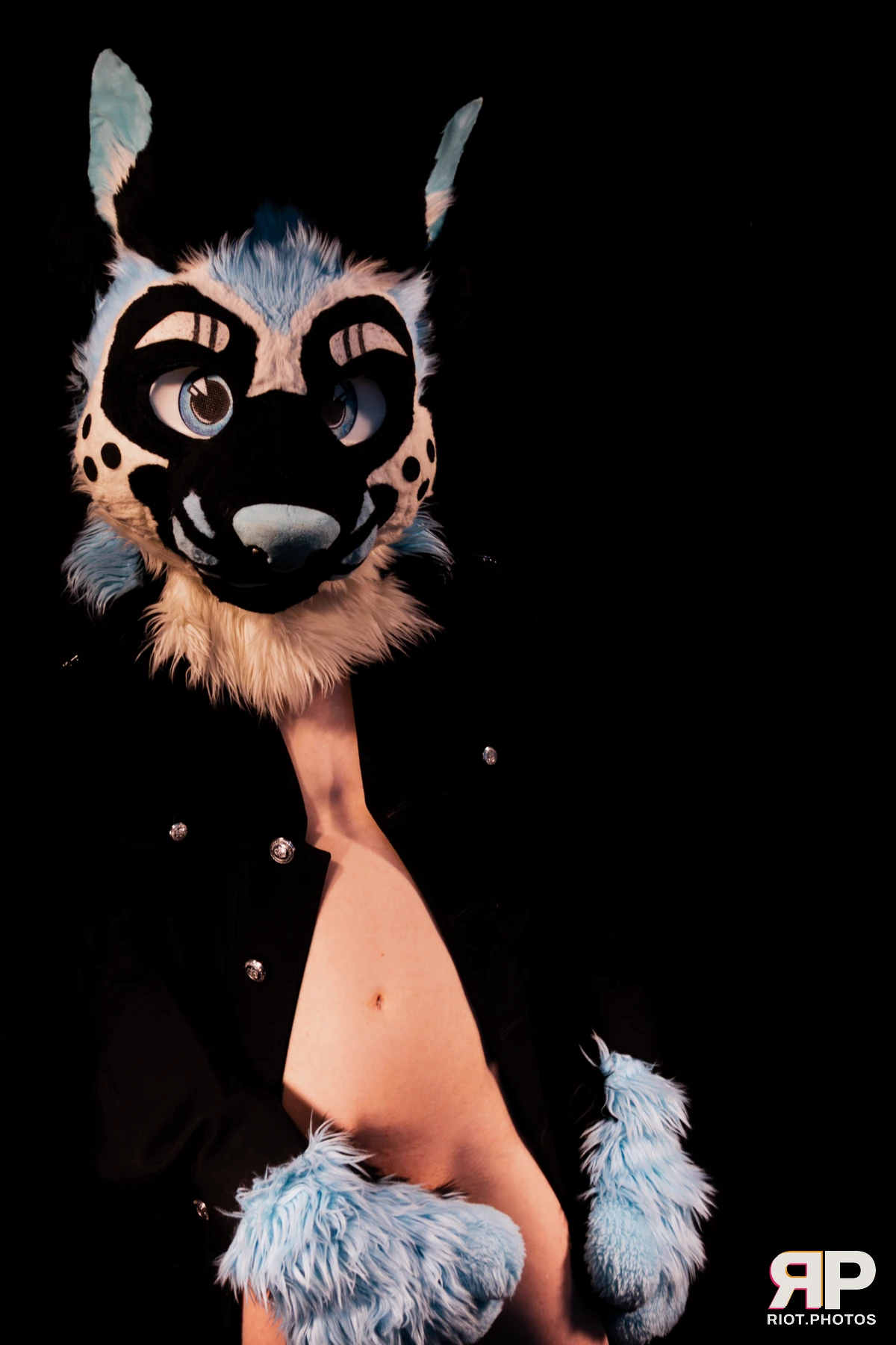 Hagen Hyena — furry & pup photography by Fluffy Riot — photo 64