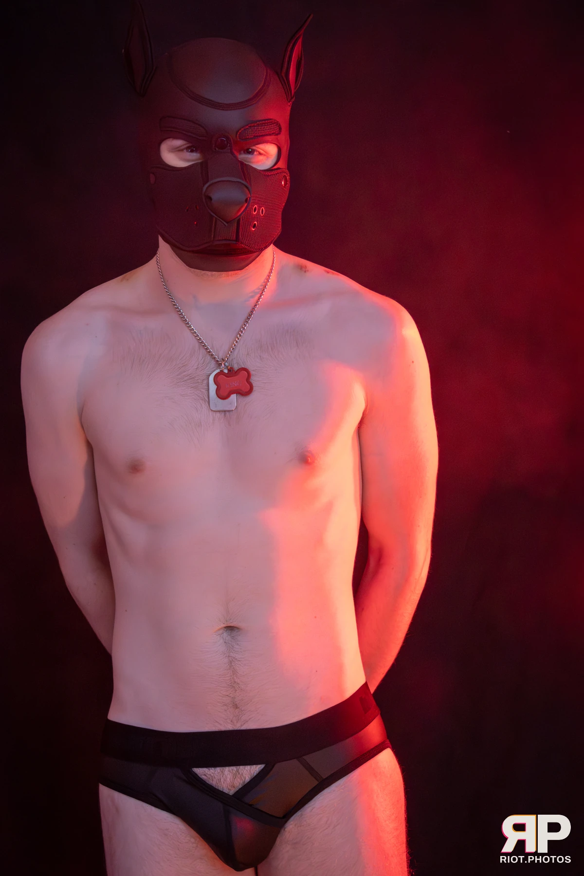 King Yeena — furry & pup photography by Fluffy Riot — photo 57