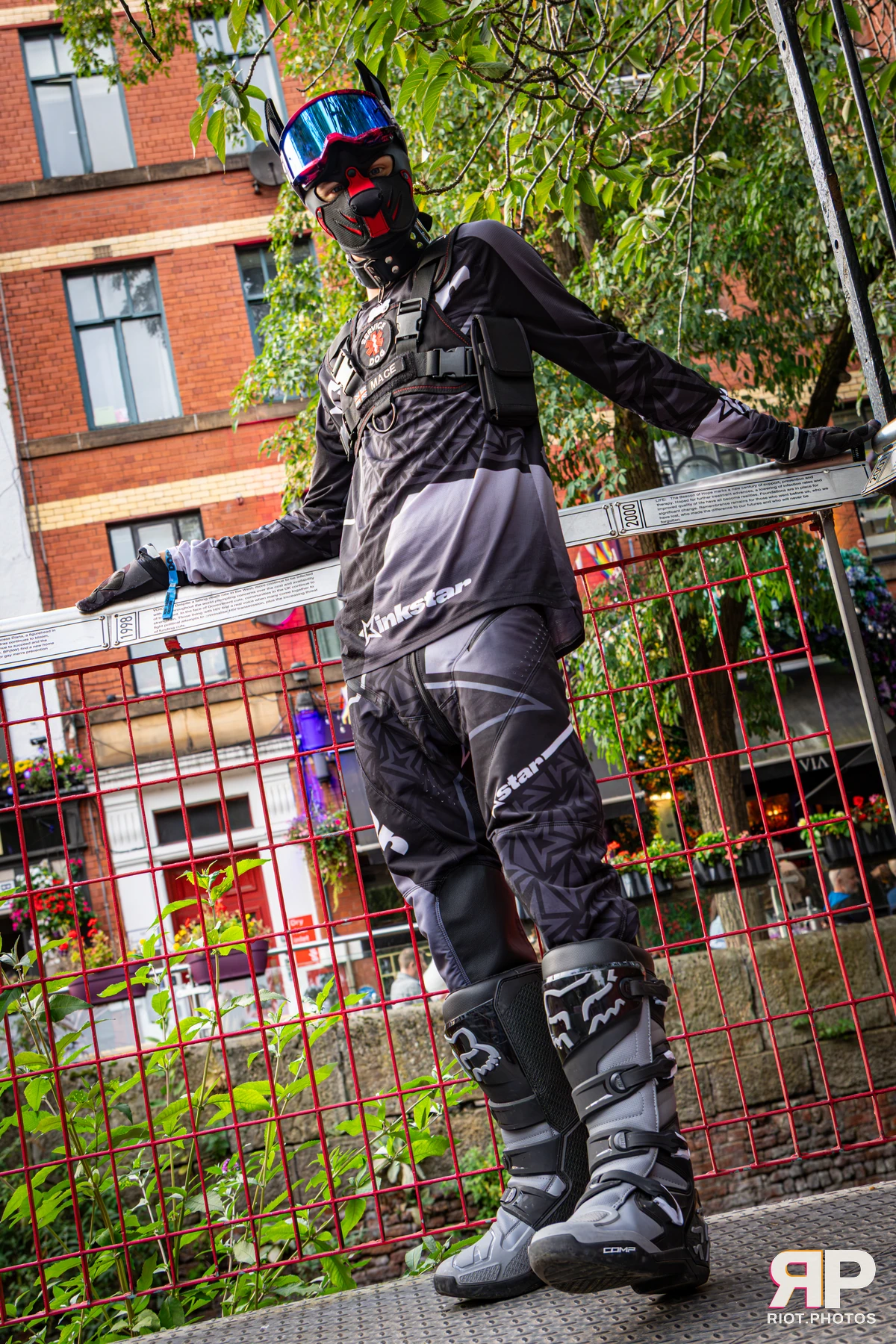 Mace - furry & pup photography by Fluffy Riot - photo 40
