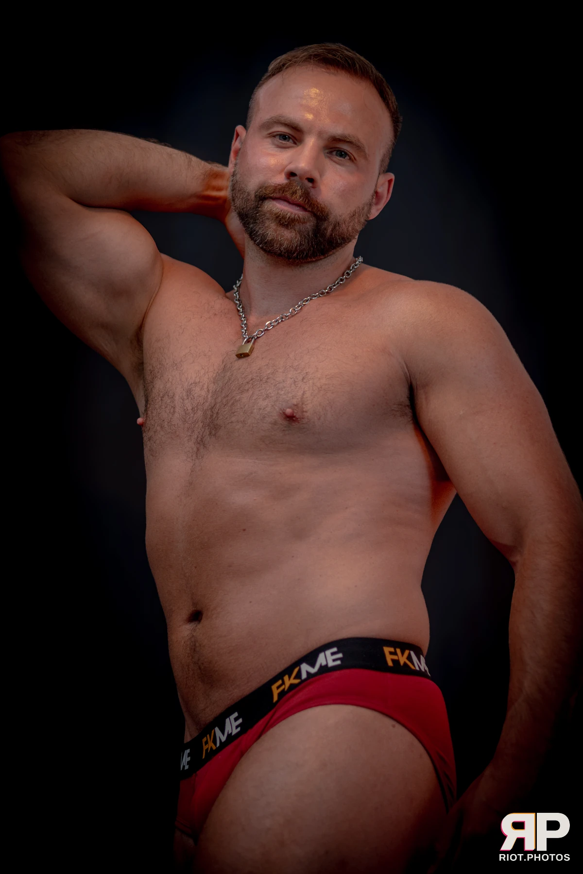 MrBritainX — furry & pup photography by Fluffy Riot — photo 9