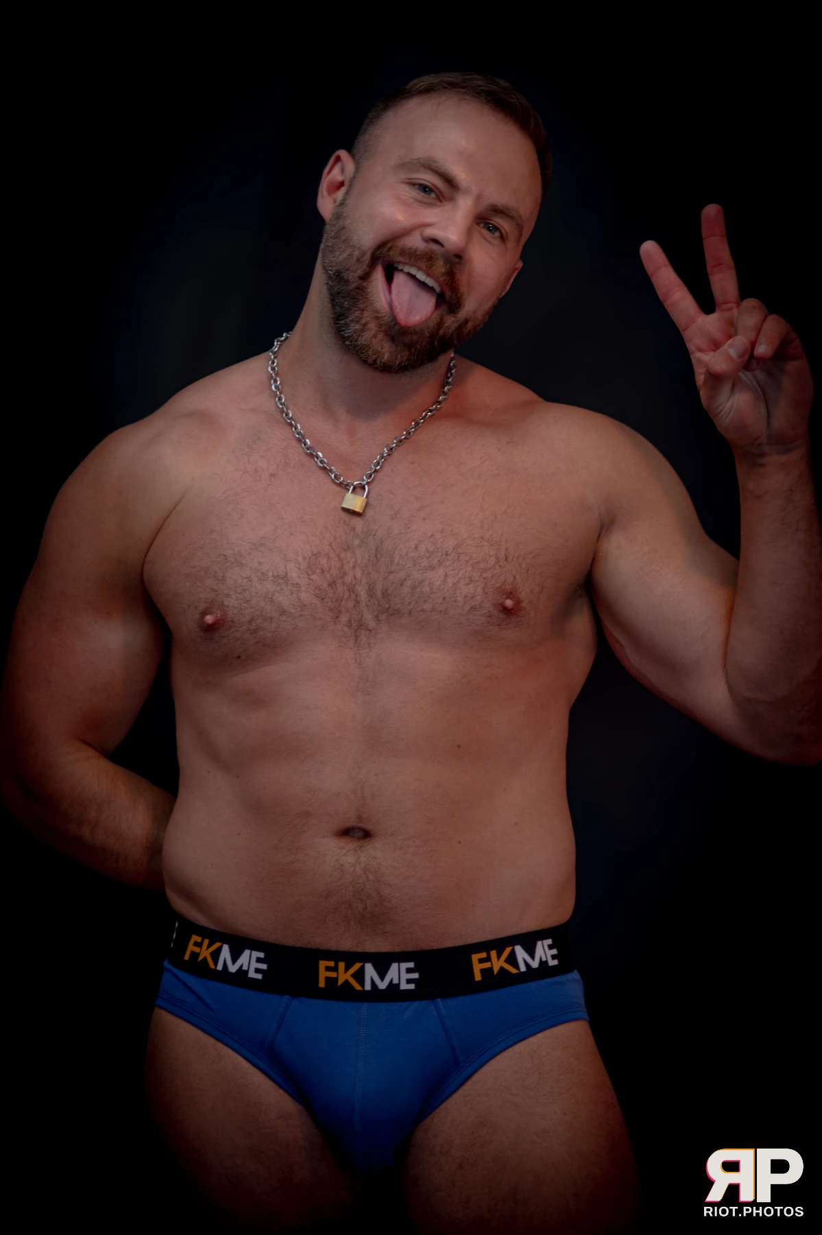 MrBritainX — furry & pup photography by Fluffy Riot — photo 17