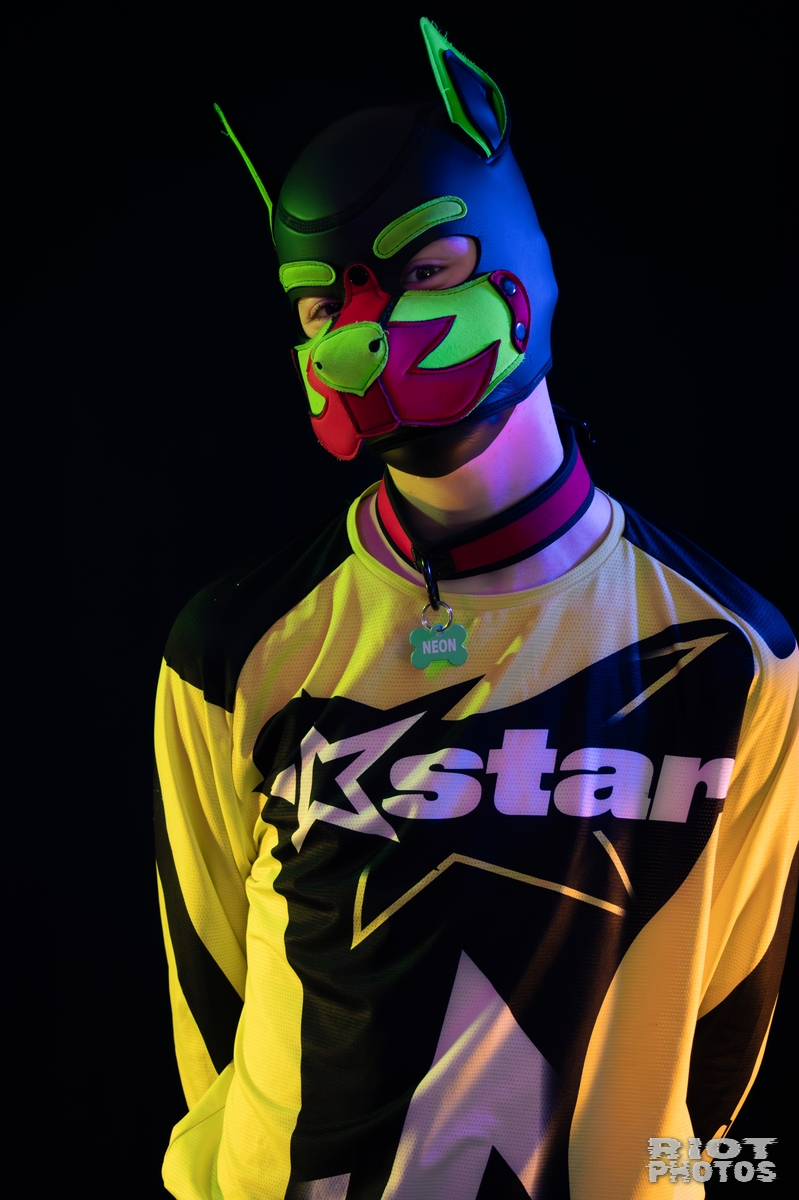 2025-11-22 Neon-001.jpg