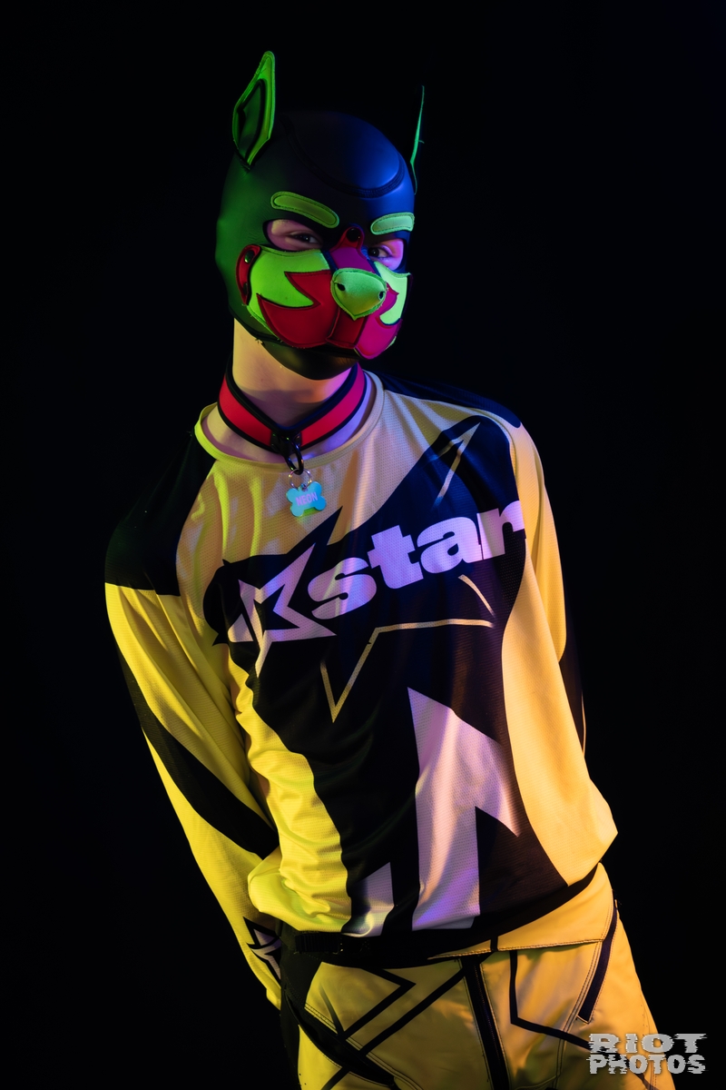 2025-11-22 Neon-004.jpg
