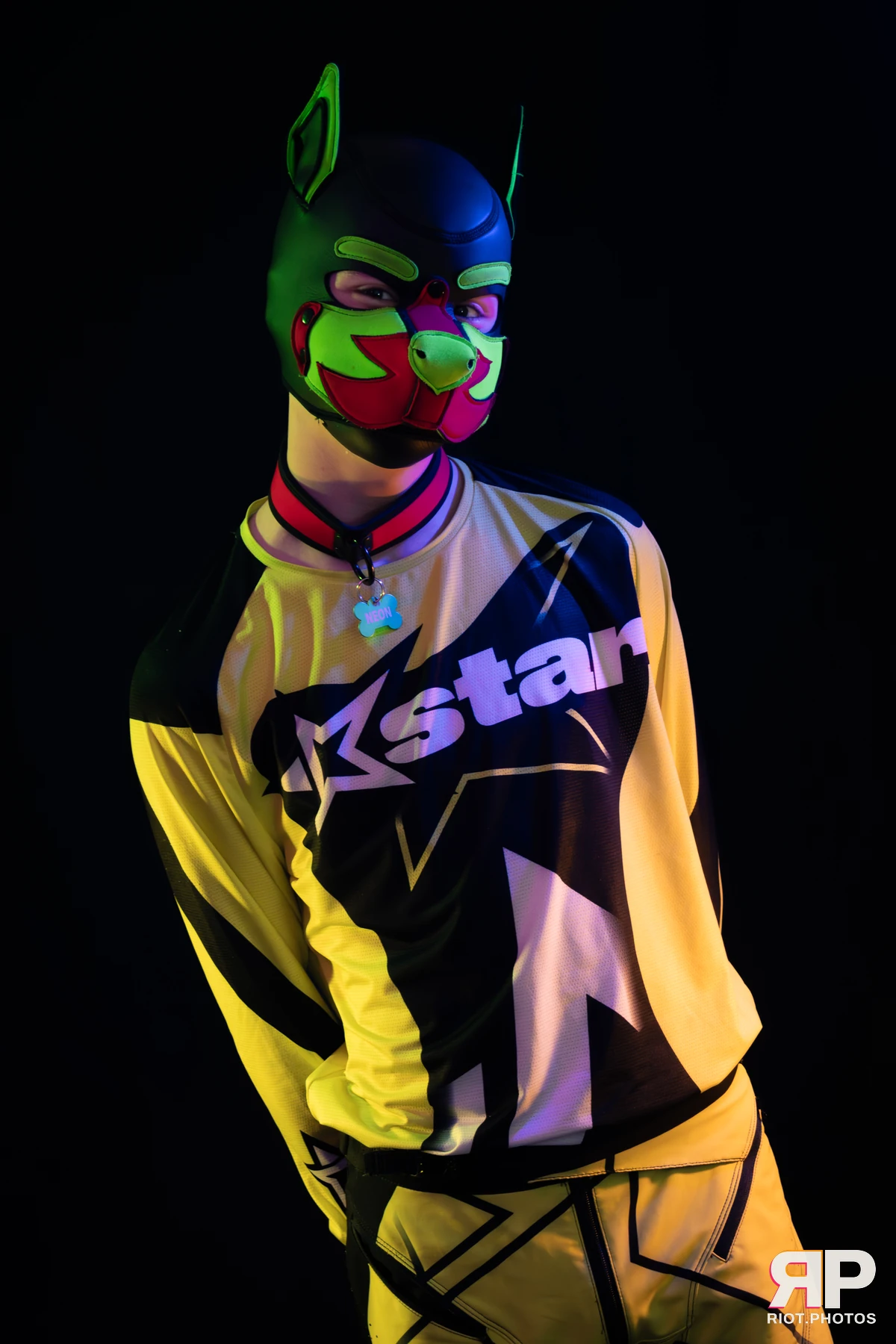 Neon Puppy — furry & pup photography by Fluffy Riot — photo 5