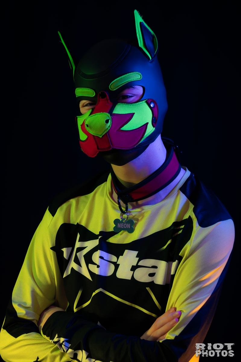 2025-11-22 Neon-017.jpg
