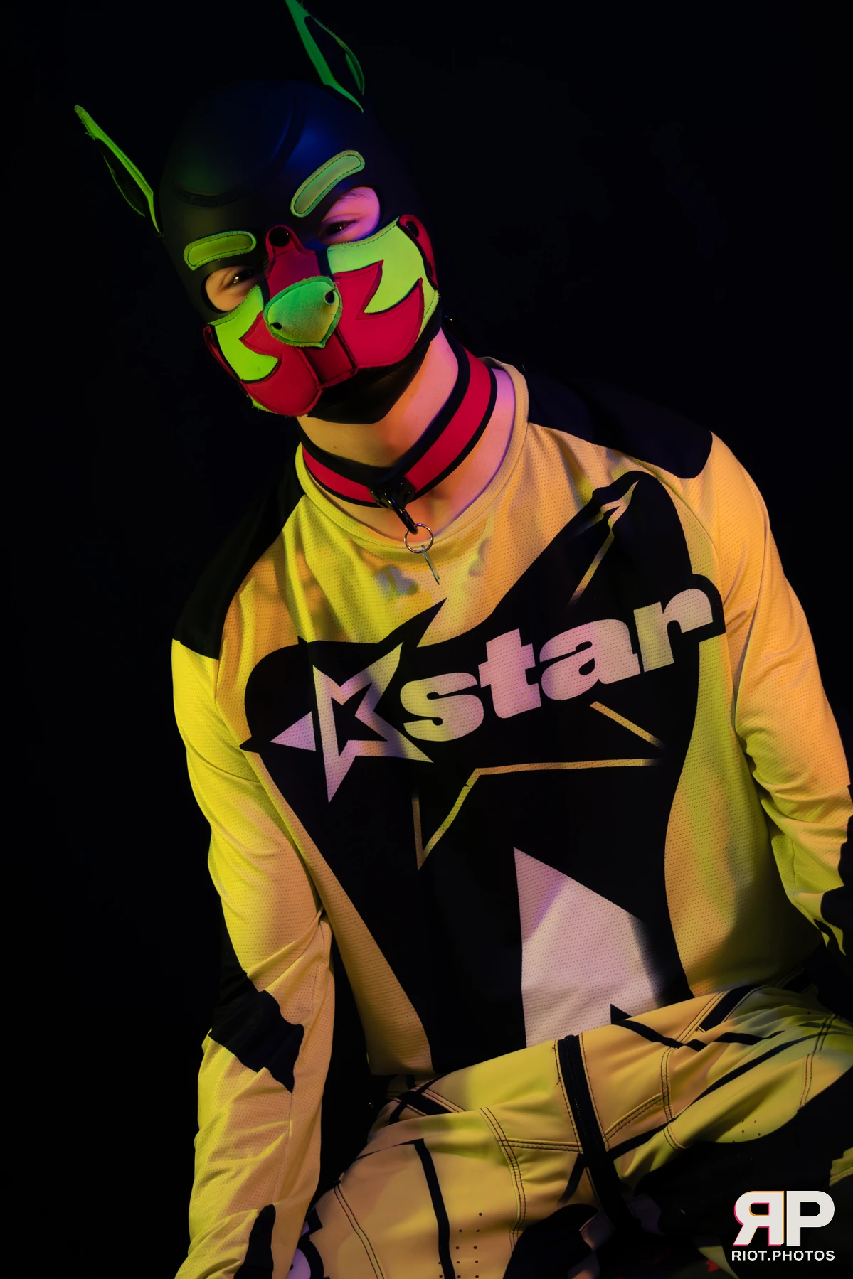 Neon Puppy — furry & pup photography by Fluffy Riot — photo 21