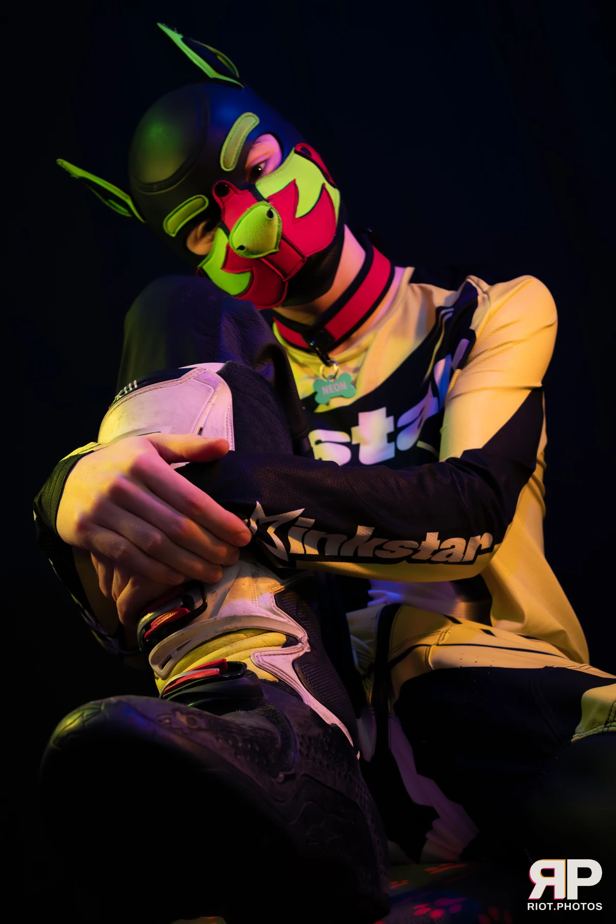 Neon Puppy — furry & pup photography by Fluffy Riot — photo 25