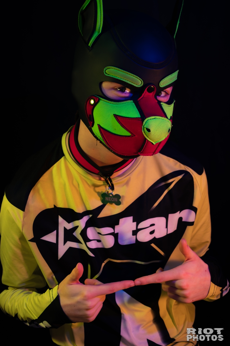 2025-11-22 Neon-027.jpg