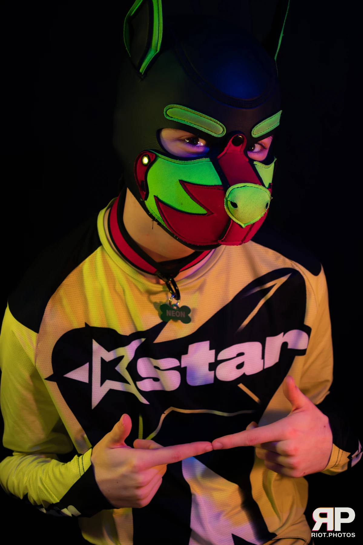 Neon Puppy — furry & pup photography by Fluffy Riot — photo 28