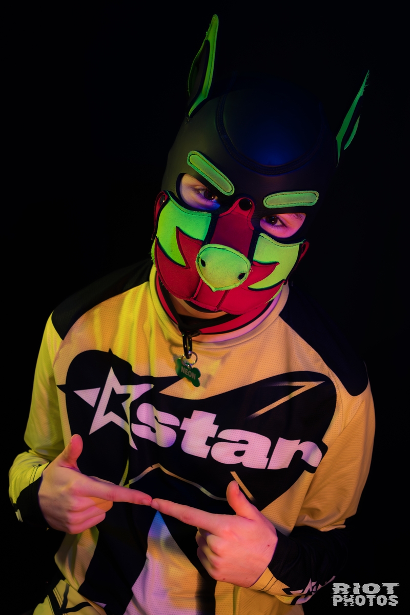 2025-11-22 Neon-028.jpg