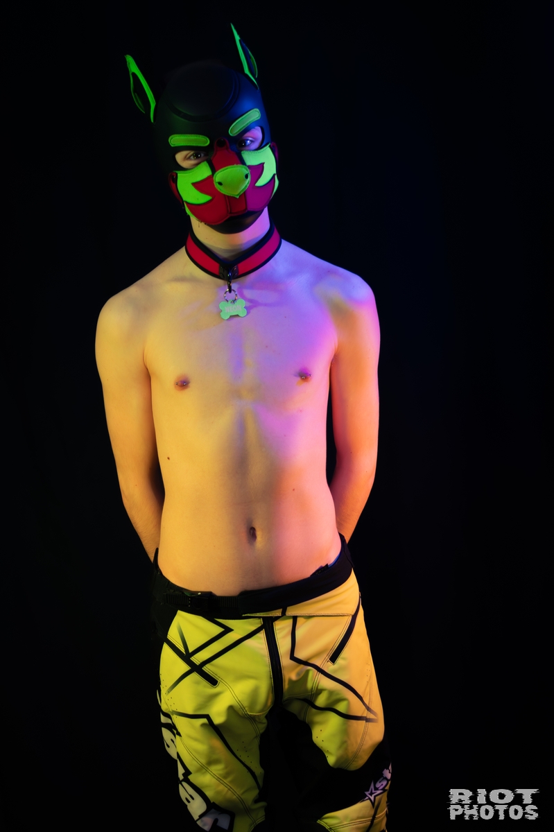 2025-11-22 Neon-033.jpg