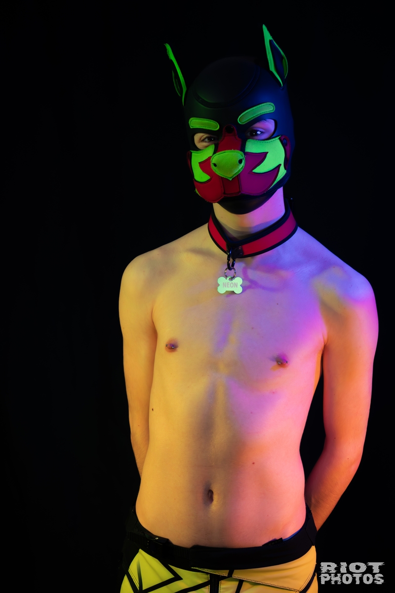 2025-11-22 Neon-034.jpg