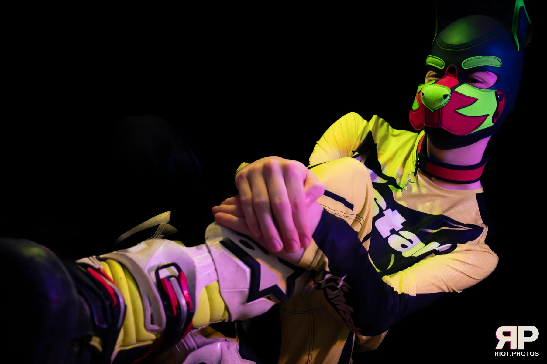 Neon Puppy — furry & pup photography by Fluffy Riot — photo 38