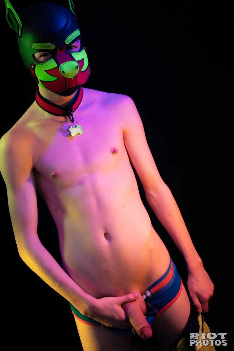 2025-11-22 Neon-046.jpg
