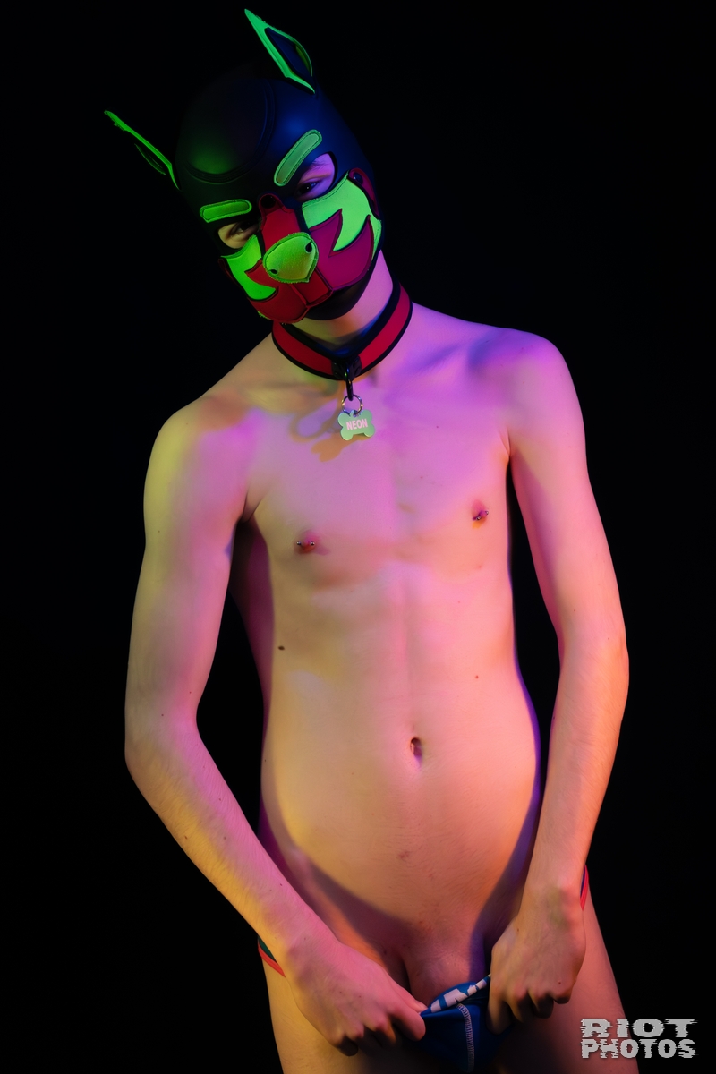 2025-11-22 Neon-049.jpg