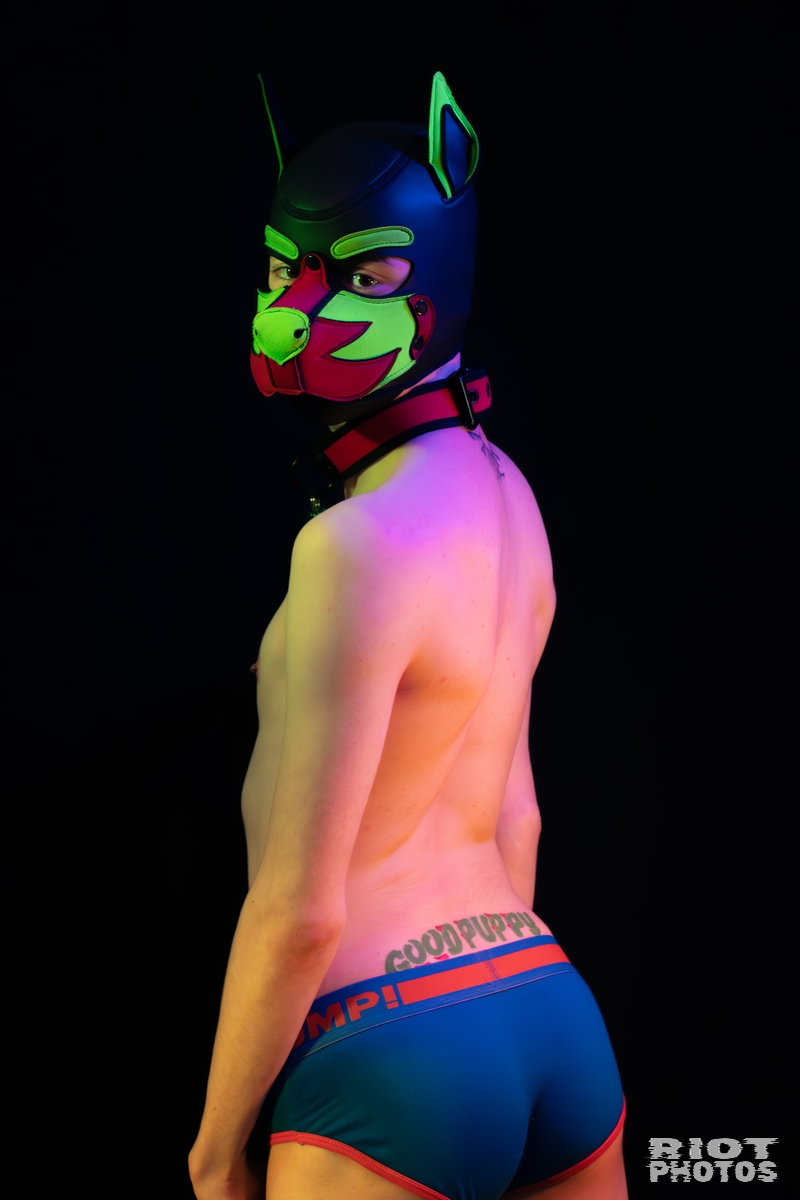 2025-11-22 Neon-050.jpg