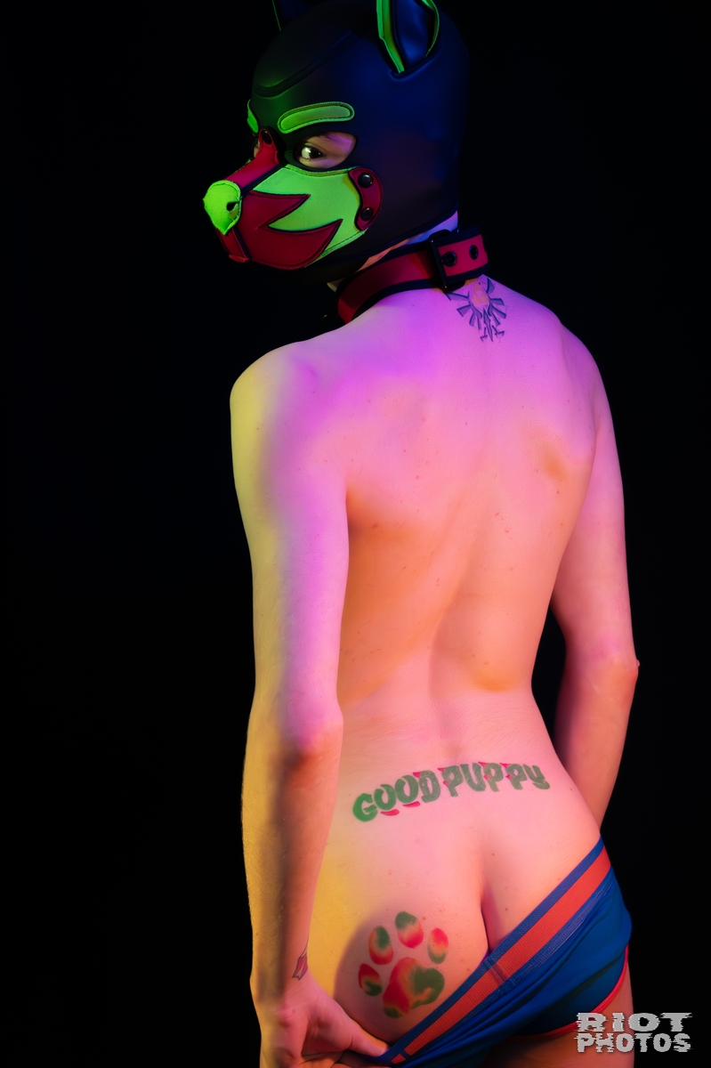 2025-11-22 Neon-051.jpg