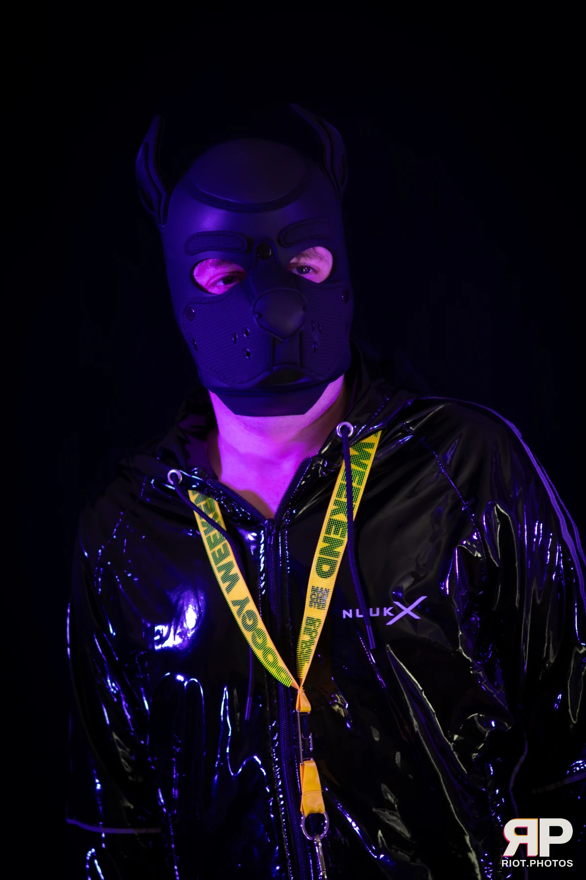 Pup Abraxis — furry & pup photography by Fluffy Riot — photo 4