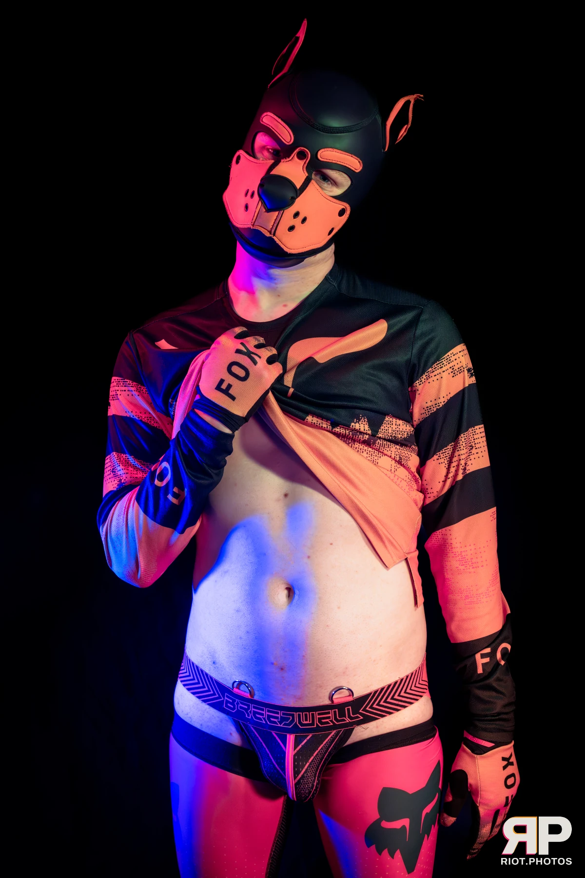 Pup Colossos — furry & pup photography by Fluffy Riot — photo 42