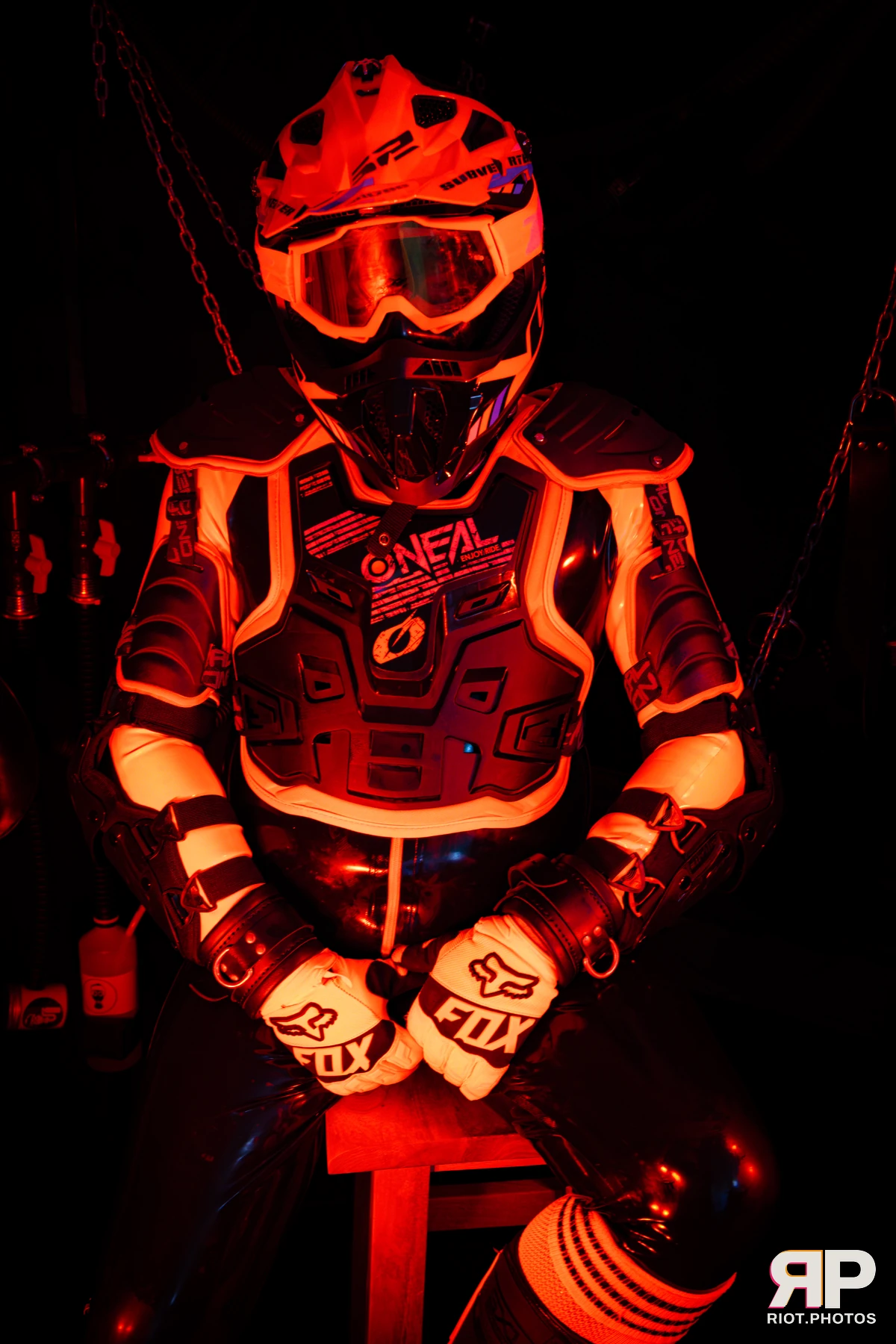 RubberSeduction - furry & pup photography by Fluffy Riot - photo 25
