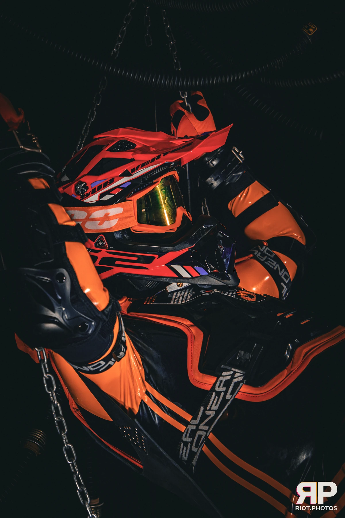 RubberSeduction - furry & pup photography by Fluffy Riot - photo 18