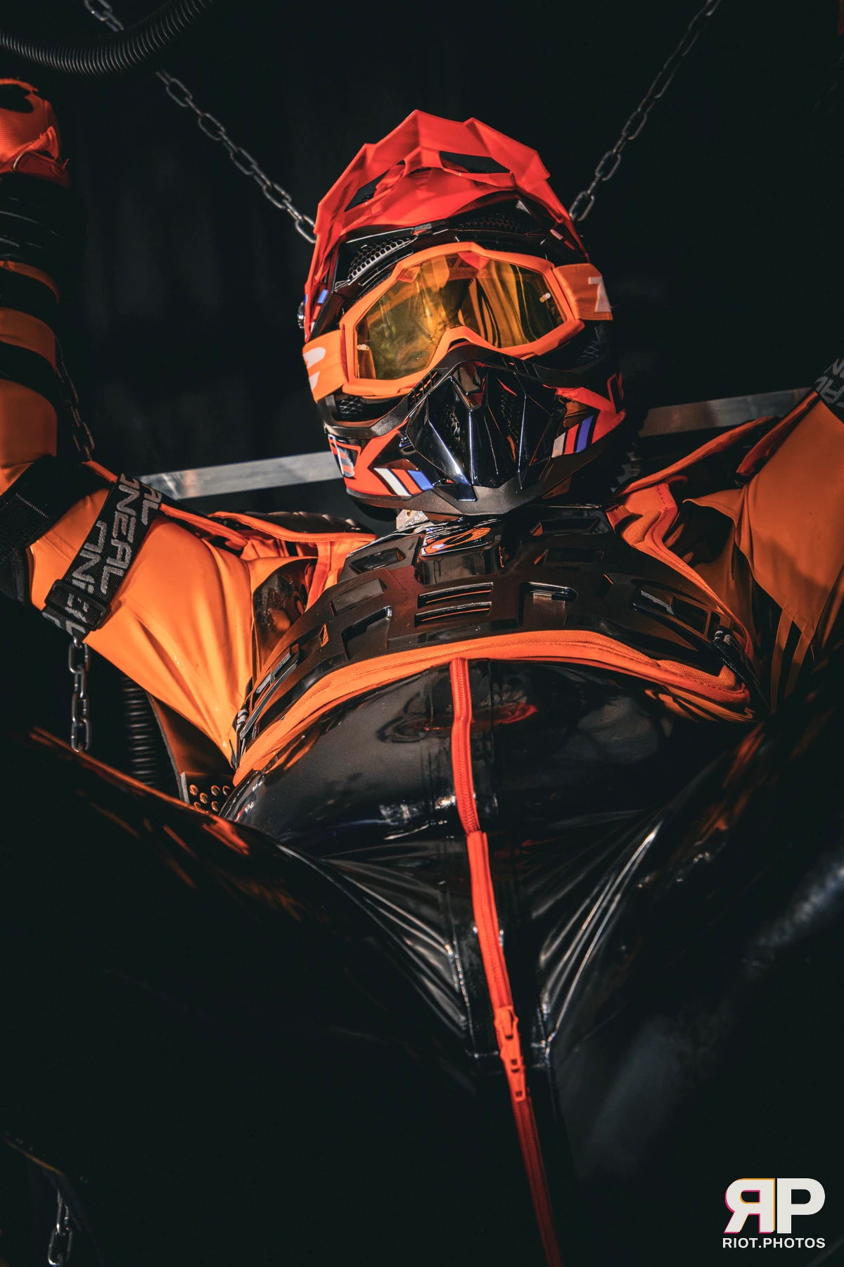 RubberSeduction - furry & pup photography by Fluffy Riot - photo 13