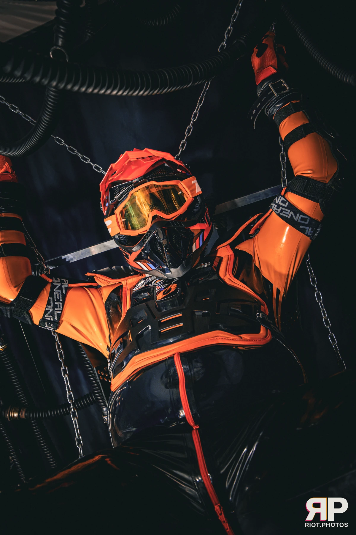 RubberSeduction - furry & pup photography by Fluffy Riot - photo 12