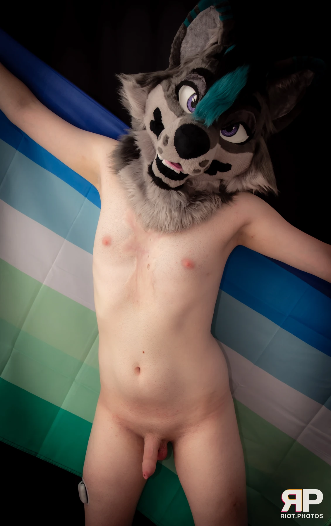 Salerei — furry & pup photography by Fluffy Riot — photo 132