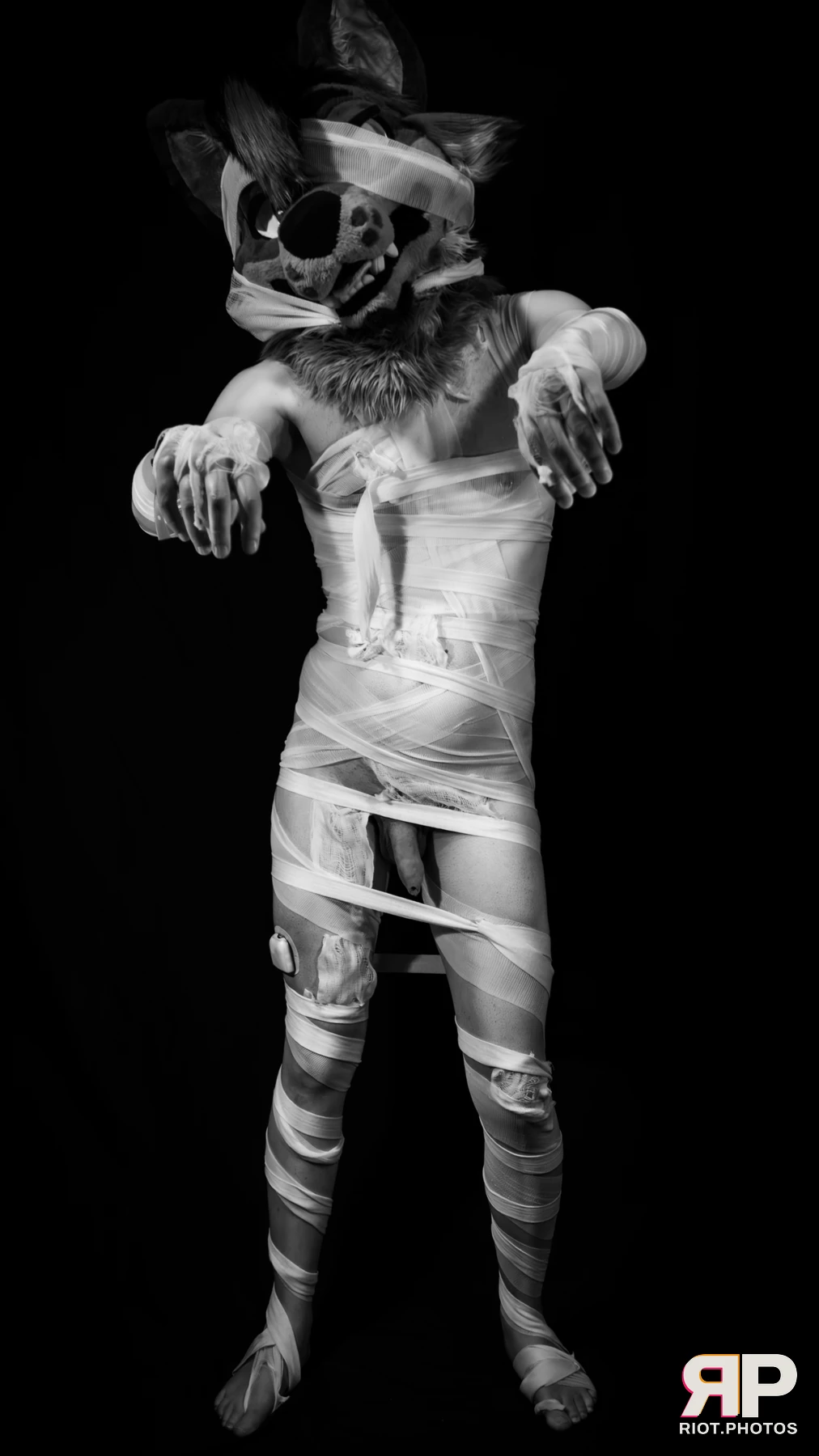 Salerei — furry & pup photography by Fluffy Riot — photo 73