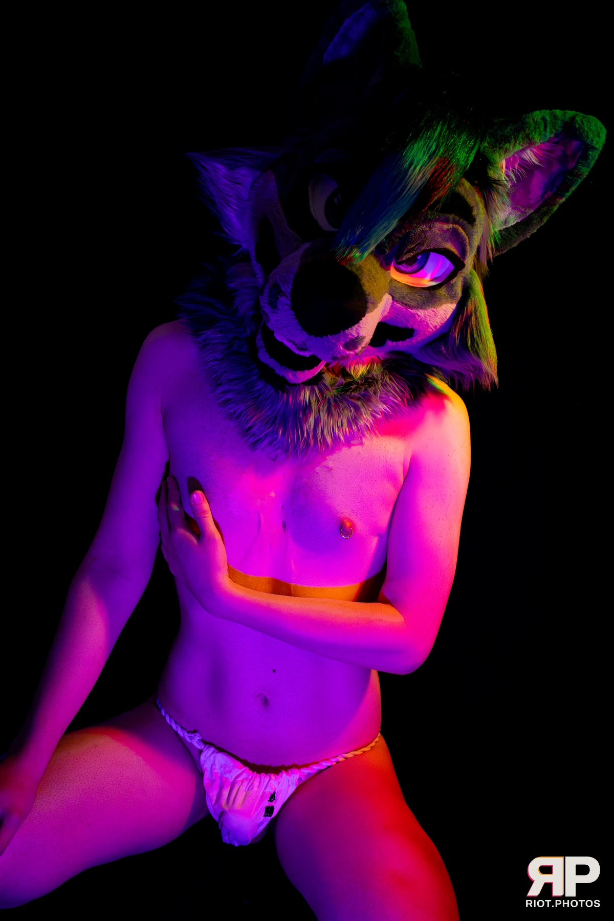 Salerei — furry & pup photography by Fluffy Riot — photo 40