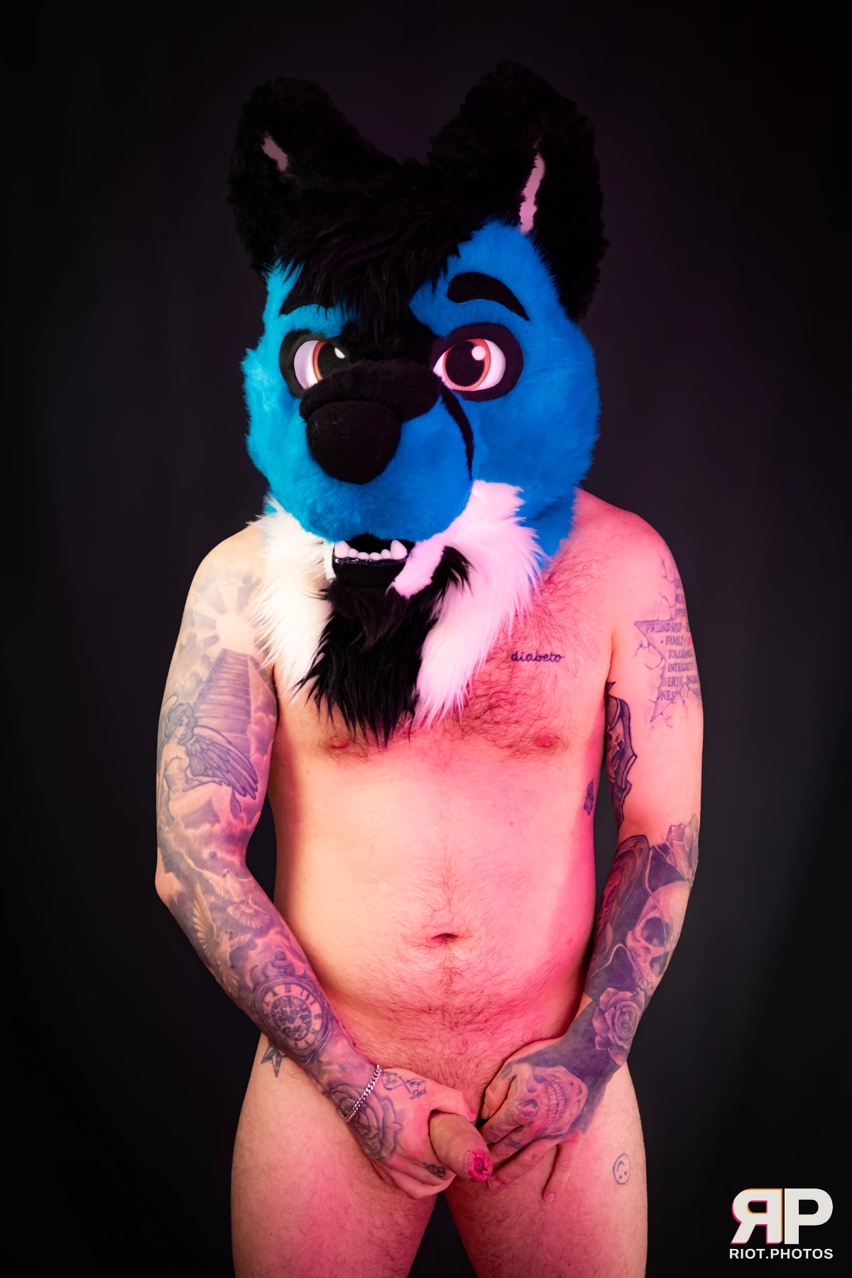 Tyro — furry & pup photography by Fluffy Riot — photo 12