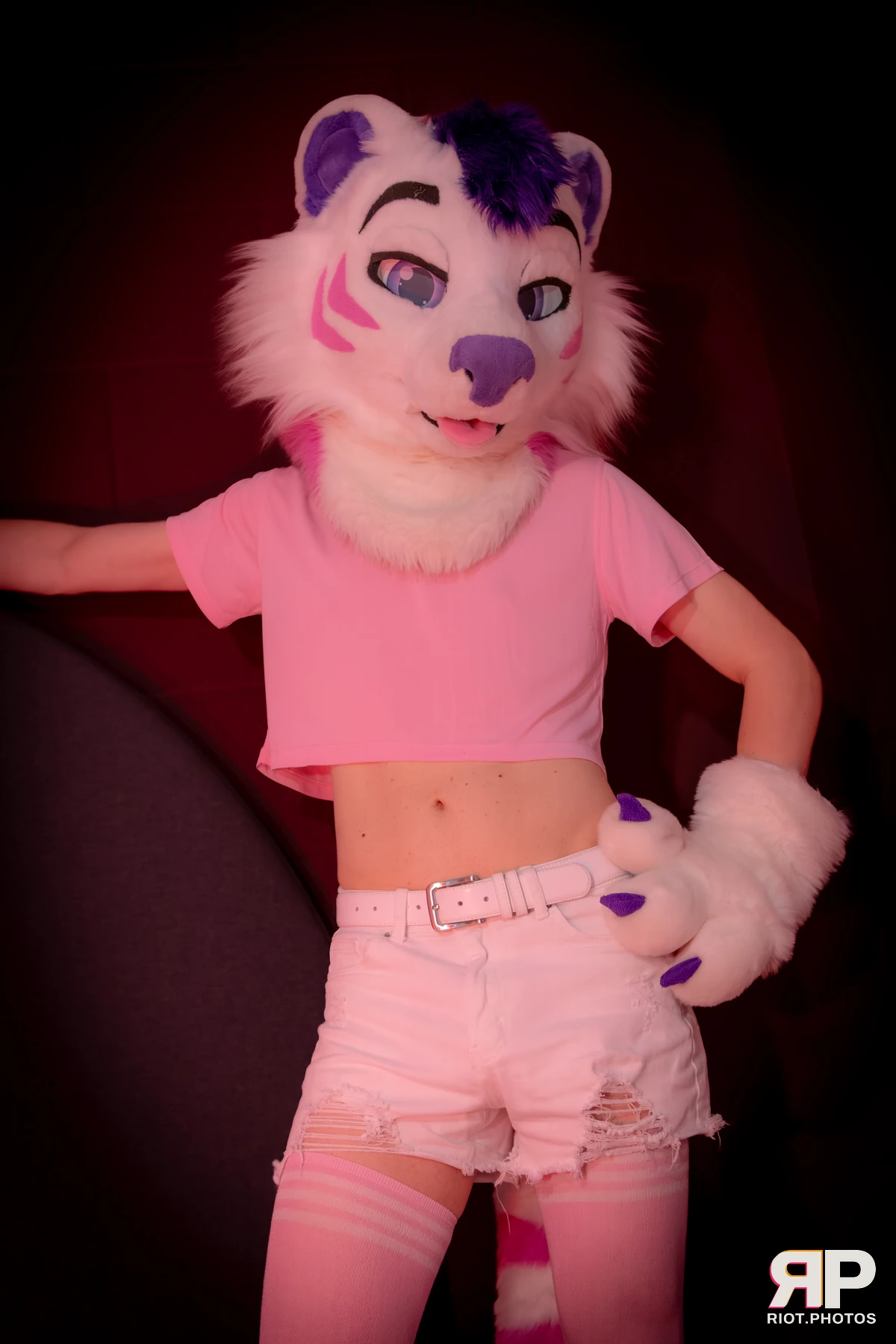 Yui Tiger - furry & pup photography by Fluffy Riot - photo 24