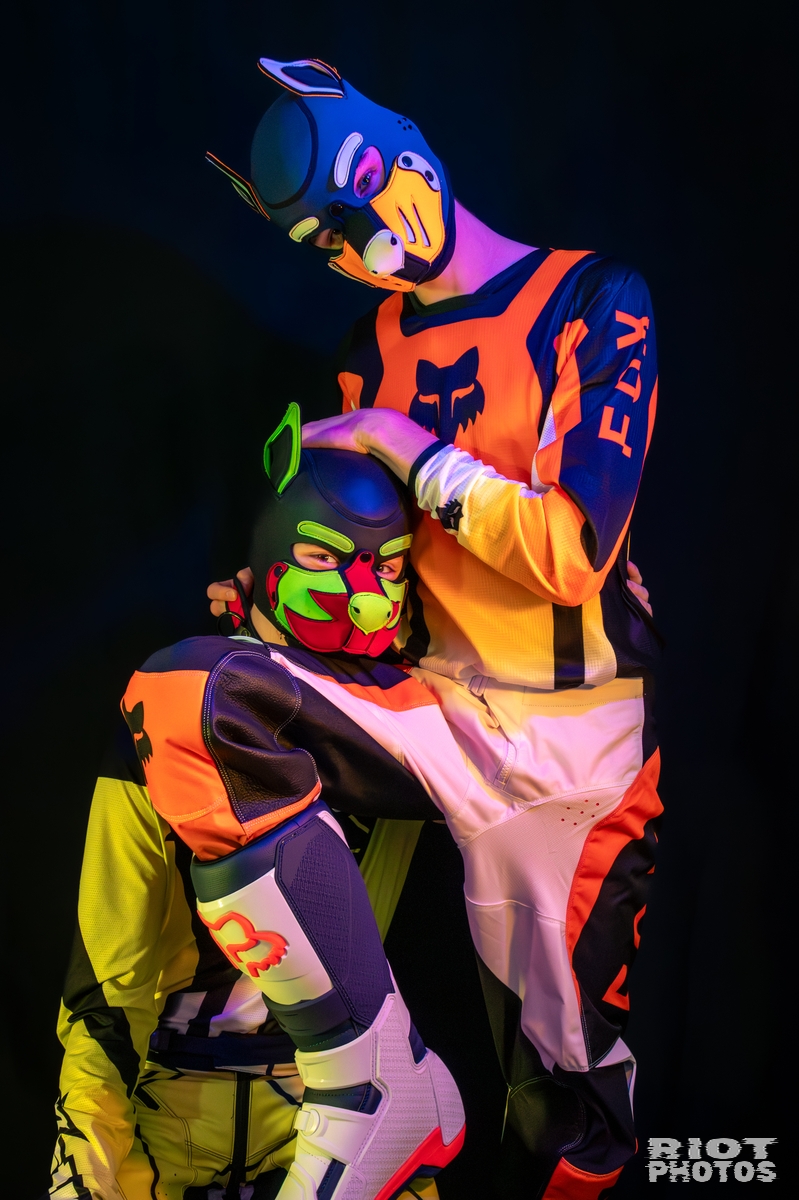 2025-11-22 Taro,Neon-006.jpg